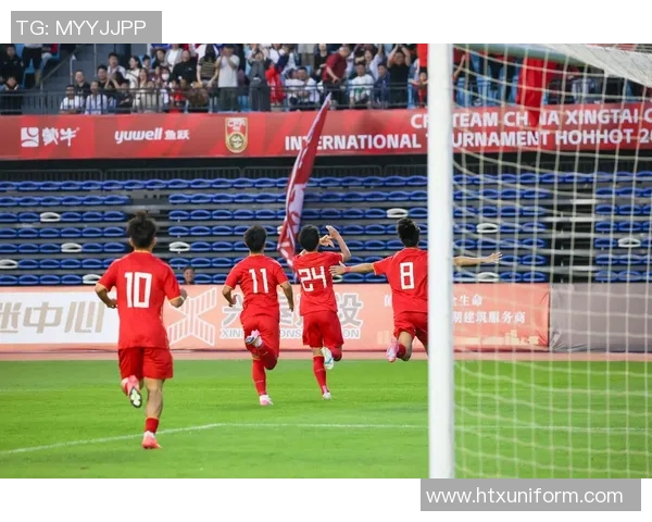 今期西安迎来哪位足球明星与球迷亲密互动活动揭秘