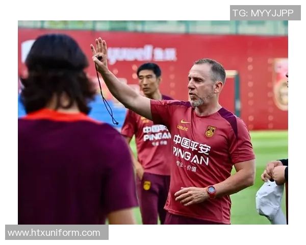 呼和浩特足球明星盘点及其在中国足球历史上的影响与成就