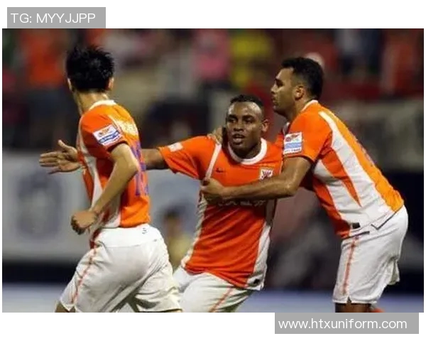 足球明星的英文网名与昵称解析及其背后的故事与意义 足球明星的英文网名与昵称解析及其背后的故事与意义