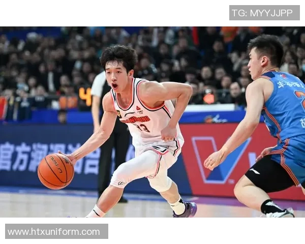 大连籍篮球明星盘点与成就回顾探索他们的辉煌职业生涯 大连籍篮球明星盘点与成就回顾探索他们的辉煌职业生涯